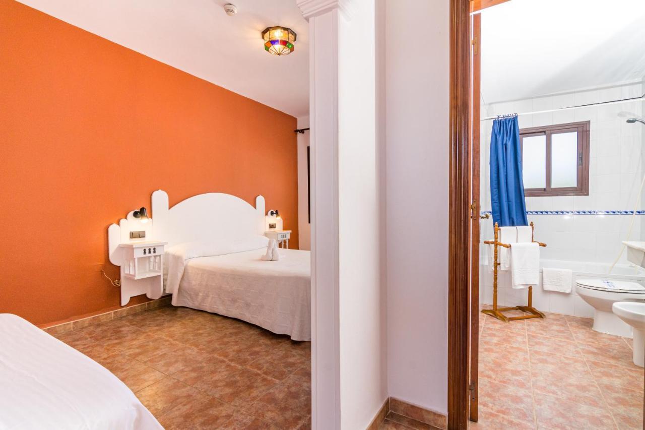 סהורה Hostal Alhambra מראה חיצוני תמונה