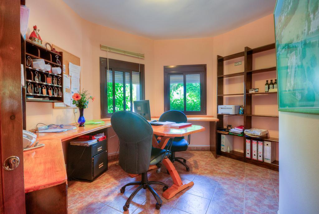 סהורה Hostal Alhambra מראה חיצוני תמונה
