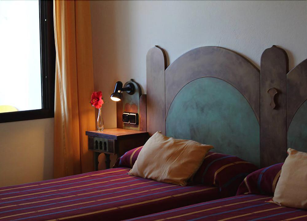 סהורה Hostal Alhambra מראה חיצוני תמונה
